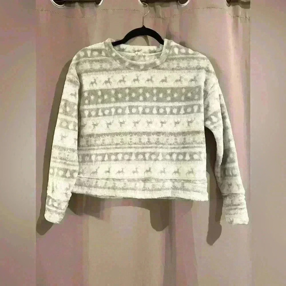 Women’s Cozie Pink Rose Crop Top Sweater - Picture 1 of 6